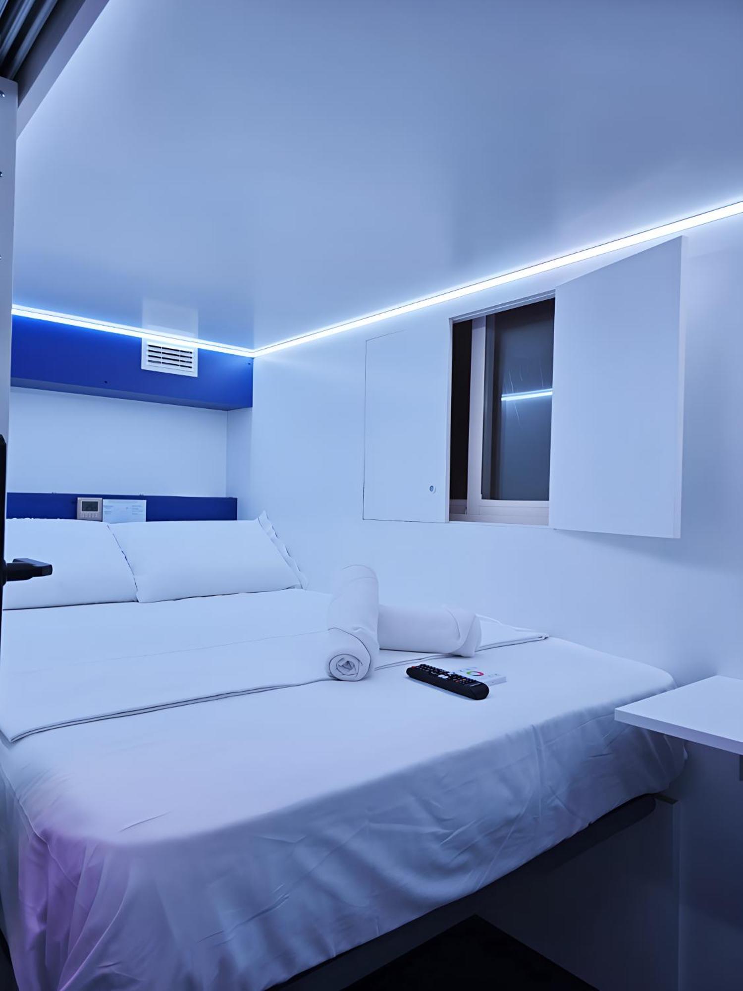 Modular Rooms Madrid Exteriör bild