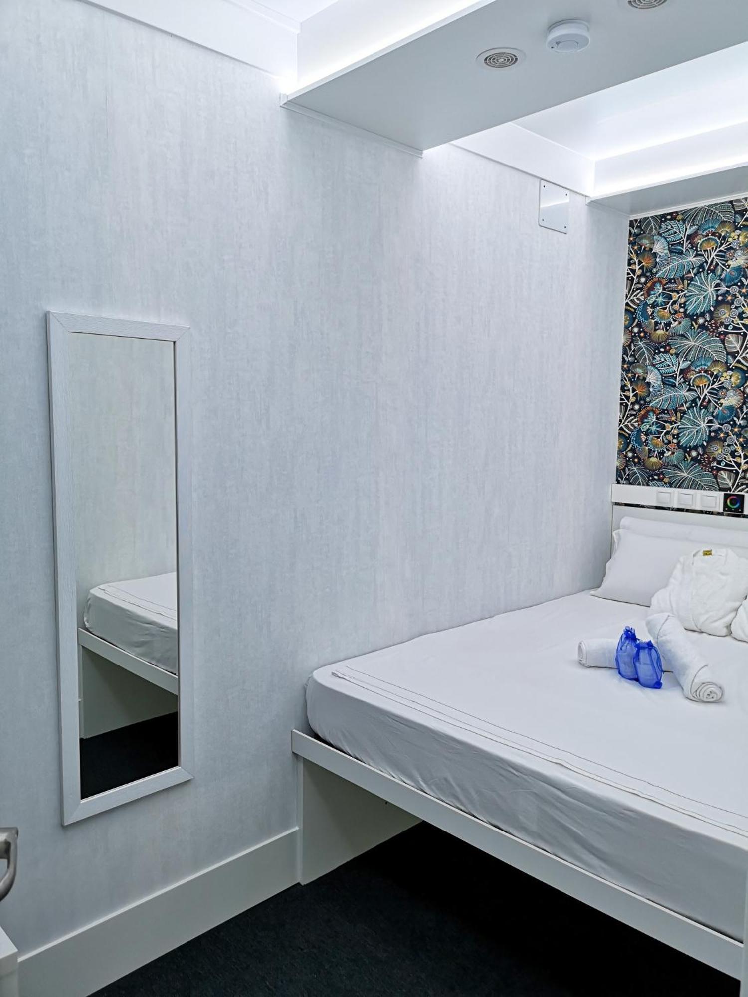 Modular Rooms Madrid Exteriör bild